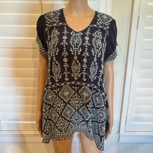 Like New Johnny Was Black and Gray/White Embroidered Top Large